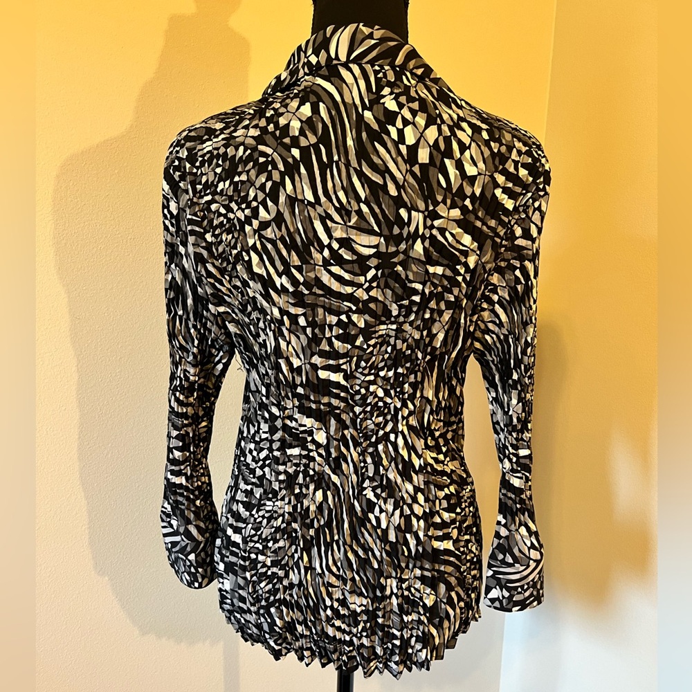 Apt. 9 Long Sleeve Ruffled Blouse - Picture 2 of 3